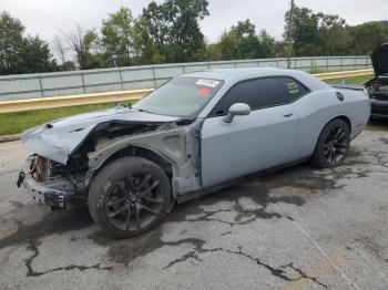  Salvage Dodge Challenger