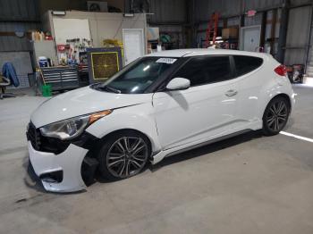  Salvage Hyundai VELOSTER