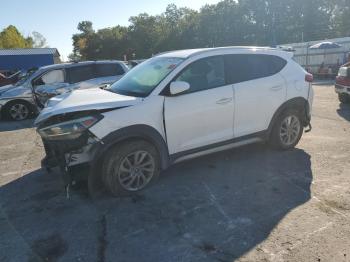  Salvage Hyundai TUCSON