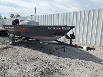  Salvage Tracker Boat