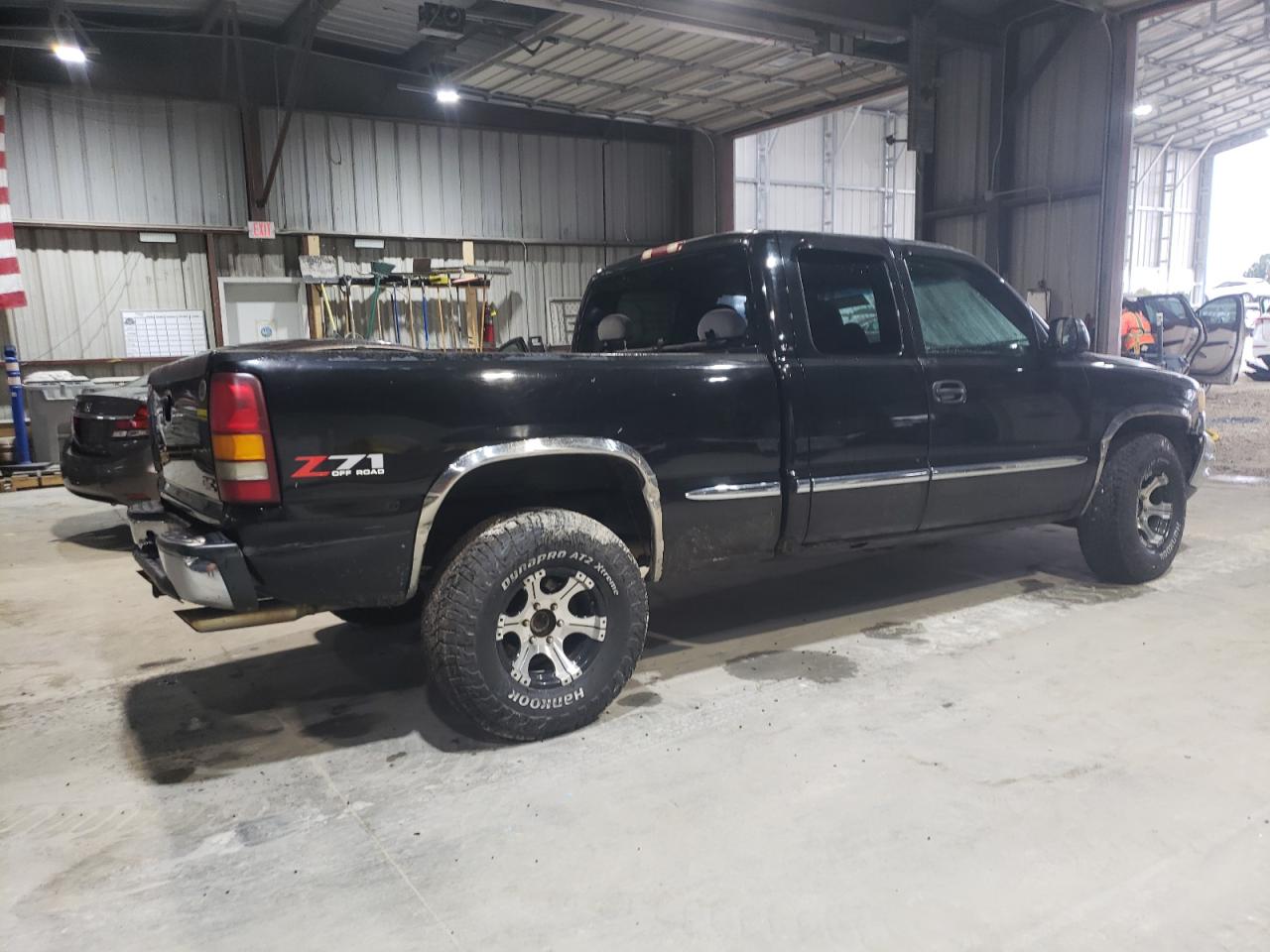 GMC Sierra K1500 Image 2