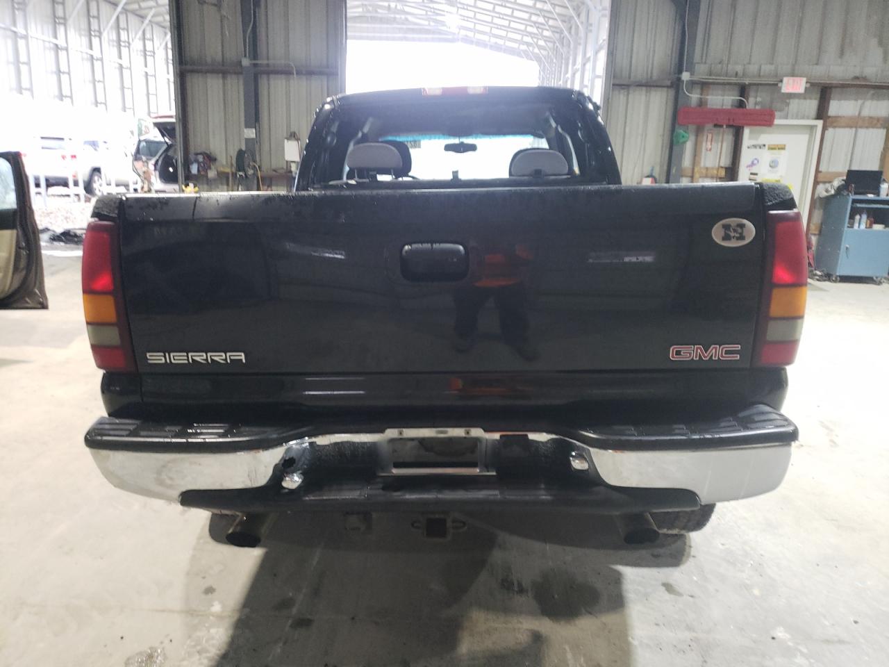 GMC Sierra K1500 Image 5