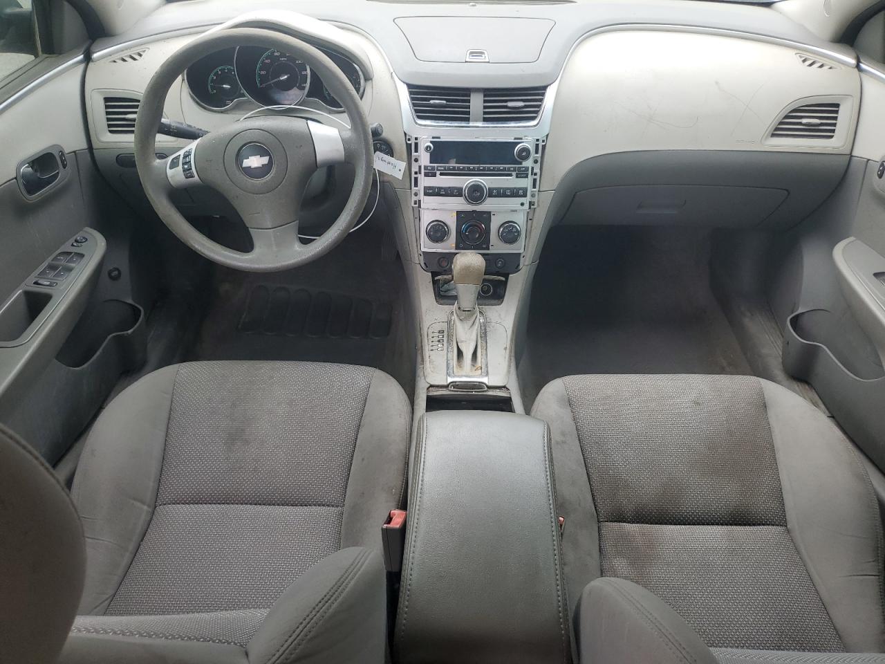 Chevrolet Malibu Ls Image 9