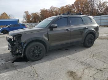  Salvage Kia Telluride