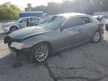  Salvage Chrysler 300