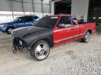  Salvage Chevrolet S-10