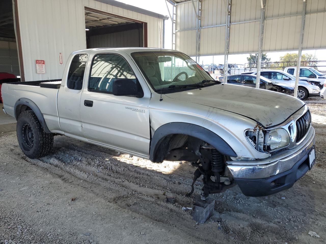 Toyota Tacoma Xtracab Image 8