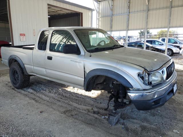 Toyota Tacoma Xtracab Image 8