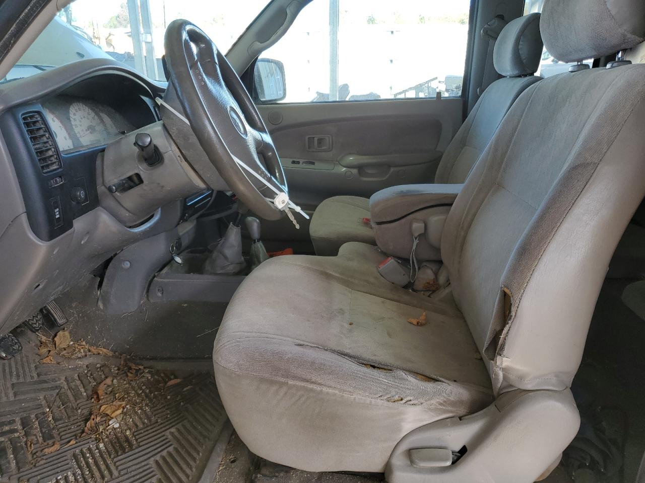 Toyota Tacoma Xtracab Image 4