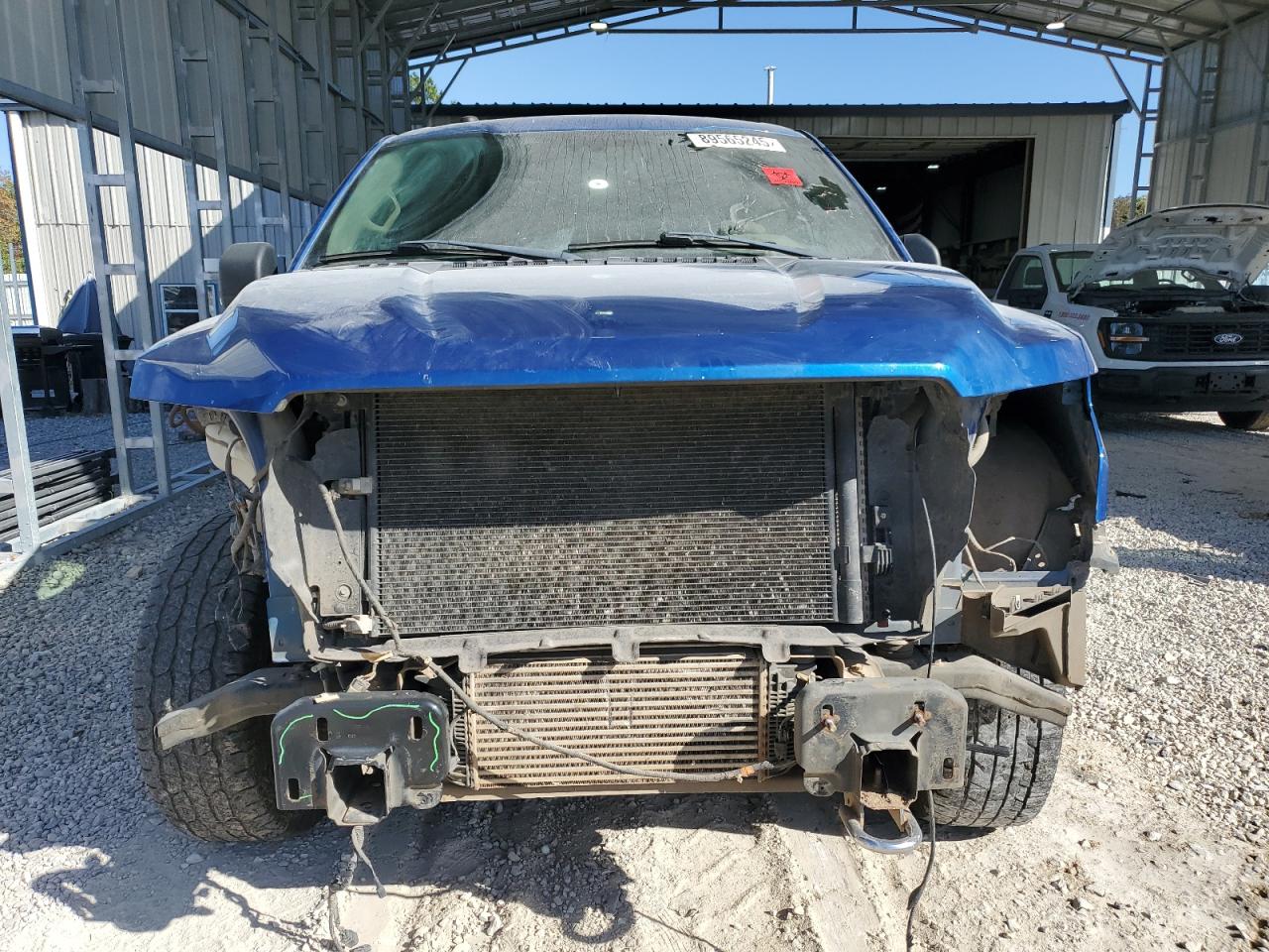 Ford F-150 Supercrew Image 13