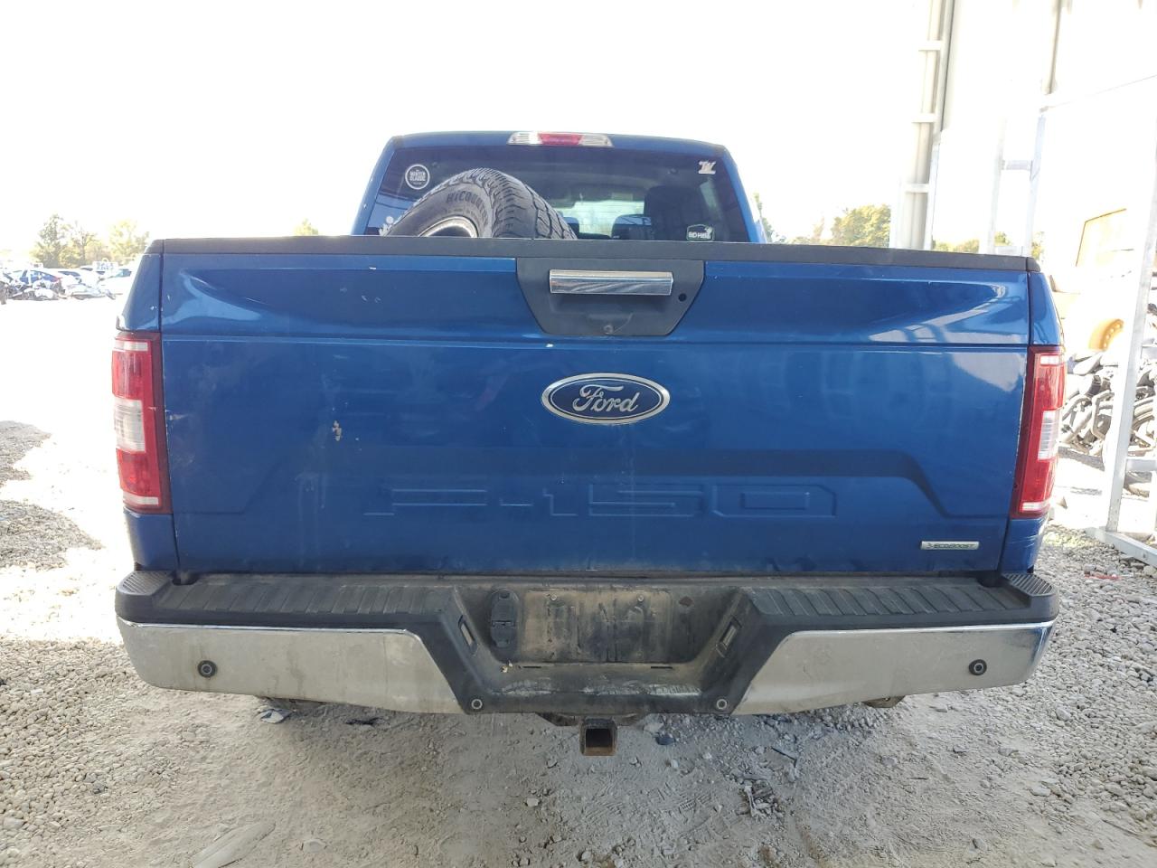 Ford F-150 Supercrew Image 8