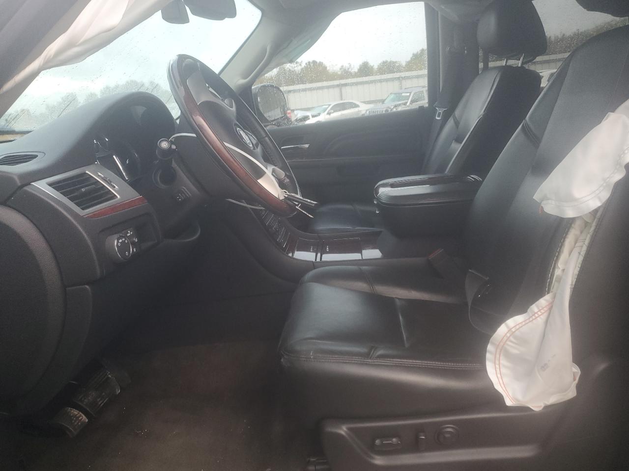 Cadillac Escalade Esv Luxury Image 6