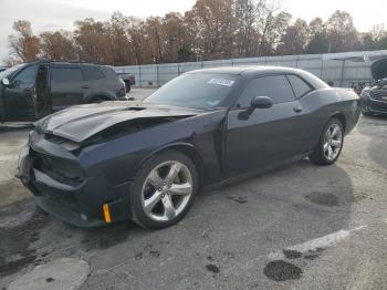  Salvage Dodge Challenger