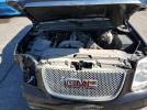 GMC Yukon Denali Image 7