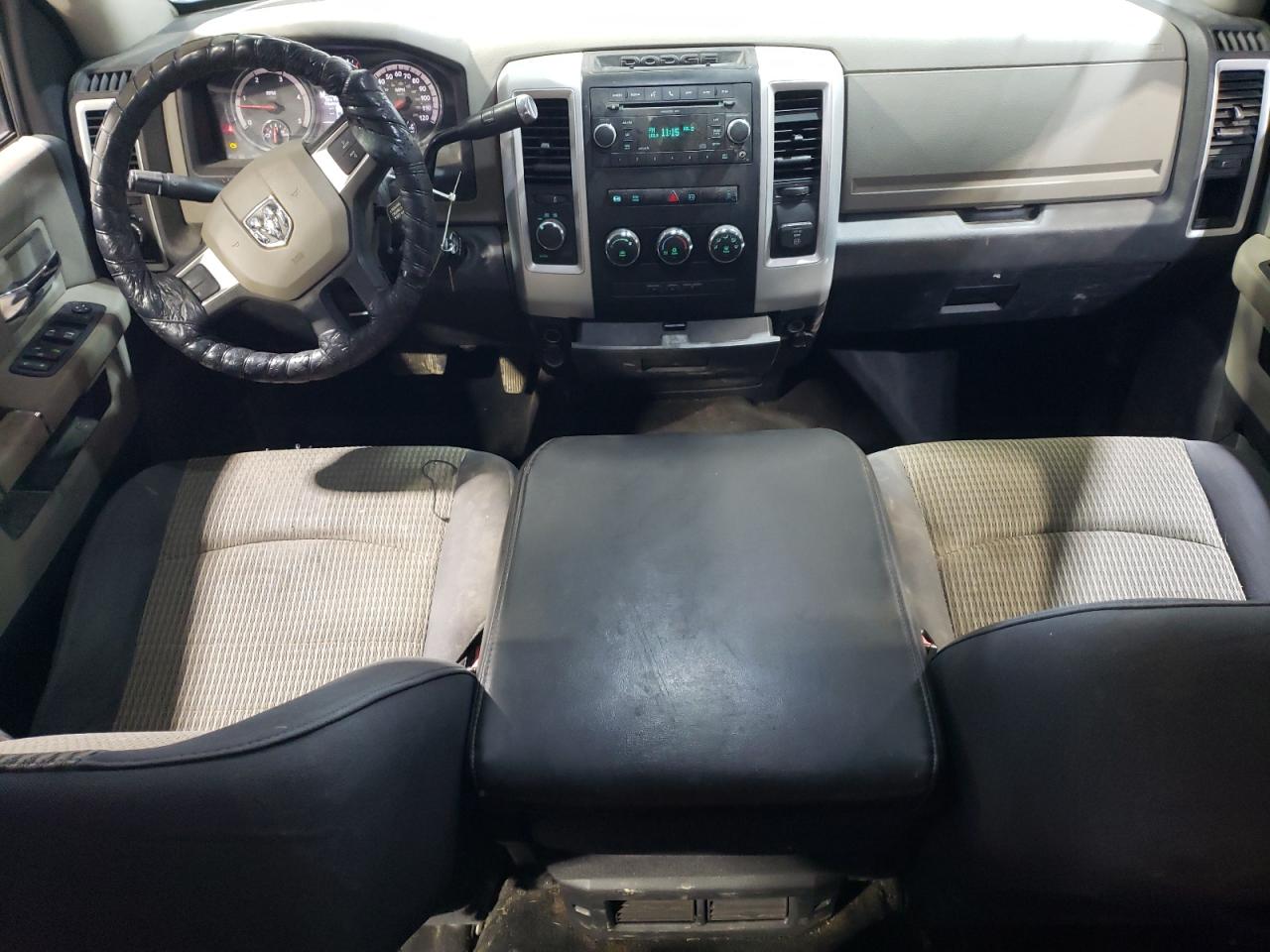 Dodge Ram 2500 Image 13