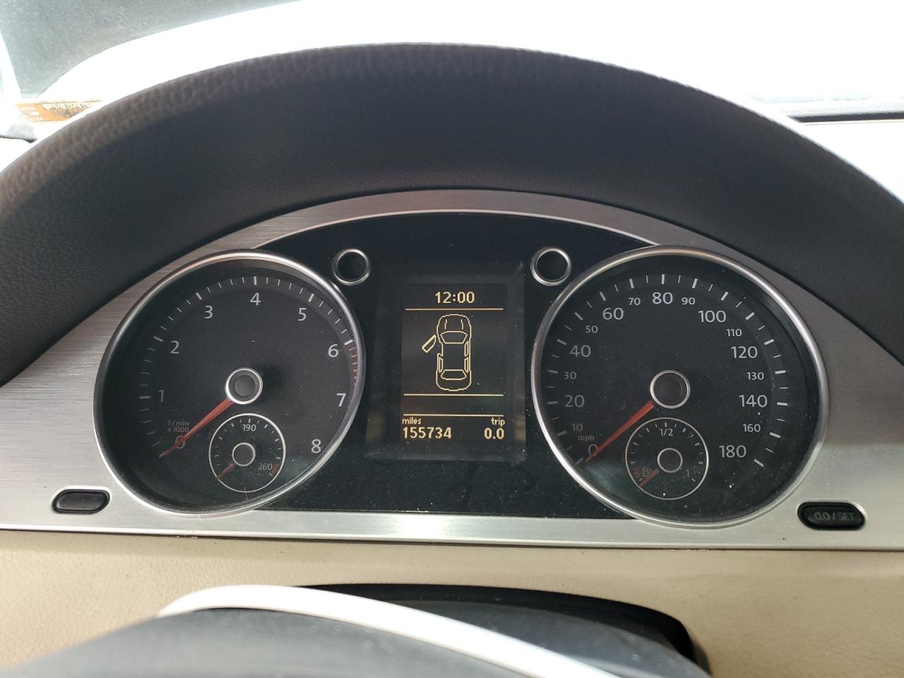 Volkswagen CC Luxury Image 12