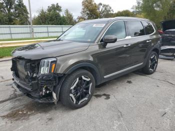  Salvage Kia Telluride