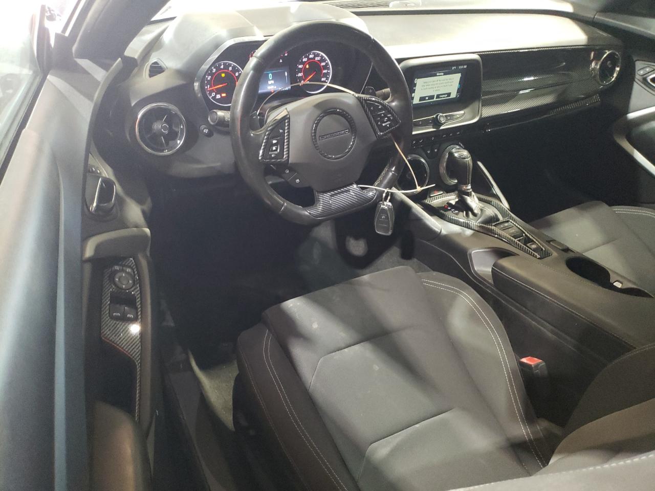 Chevrolet Camaro Lt Image 12