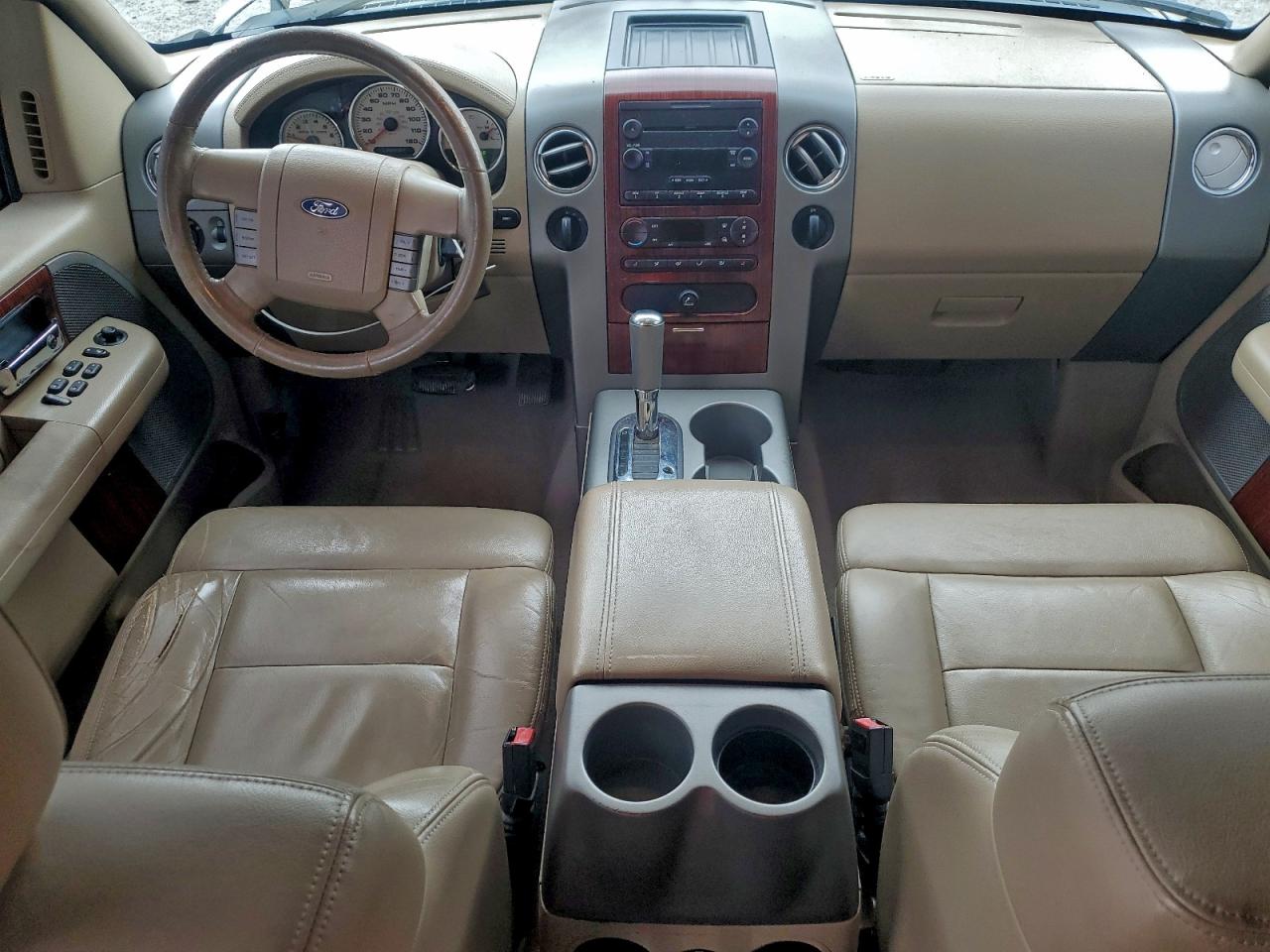 Ford F-150 Supercrew Image 9