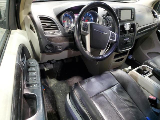 Chrysler Minivan Touring Image 11