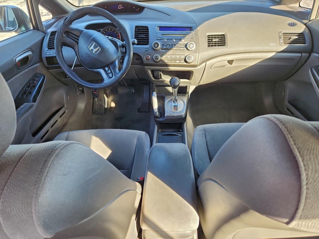 Honda Civic Lx Image 8