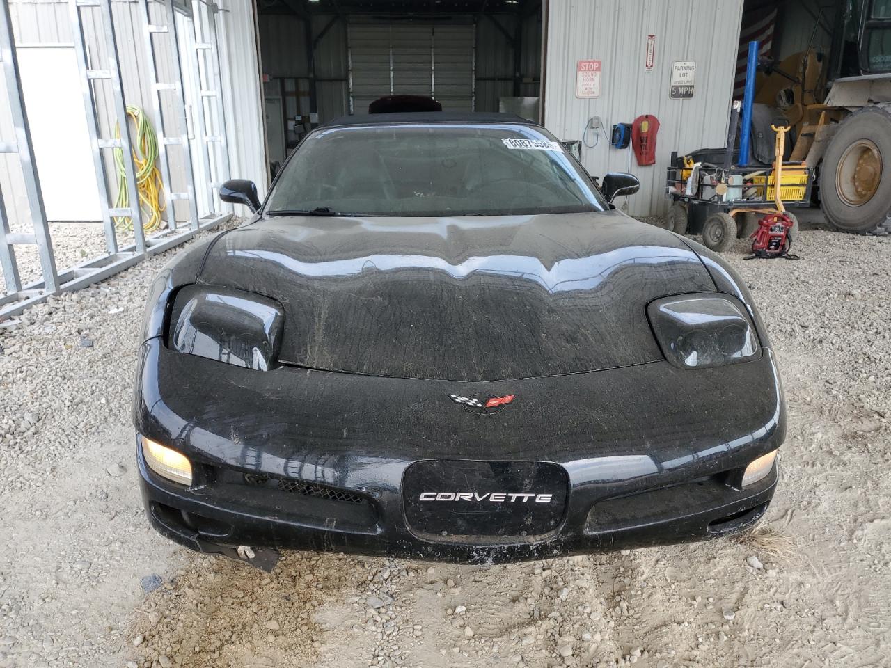 Chevrolet Corvette Image 9