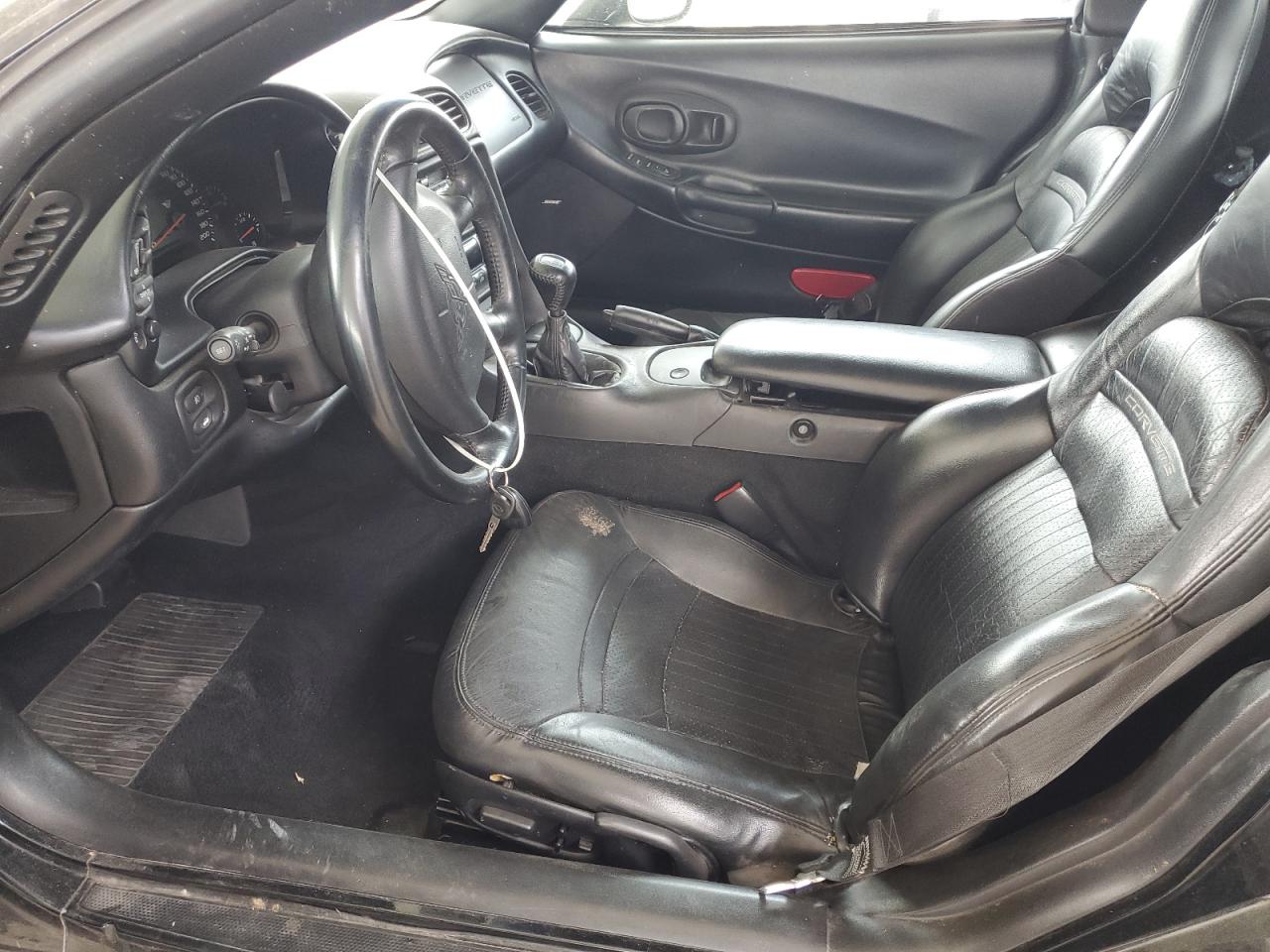 Chevrolet Corvette Image 3