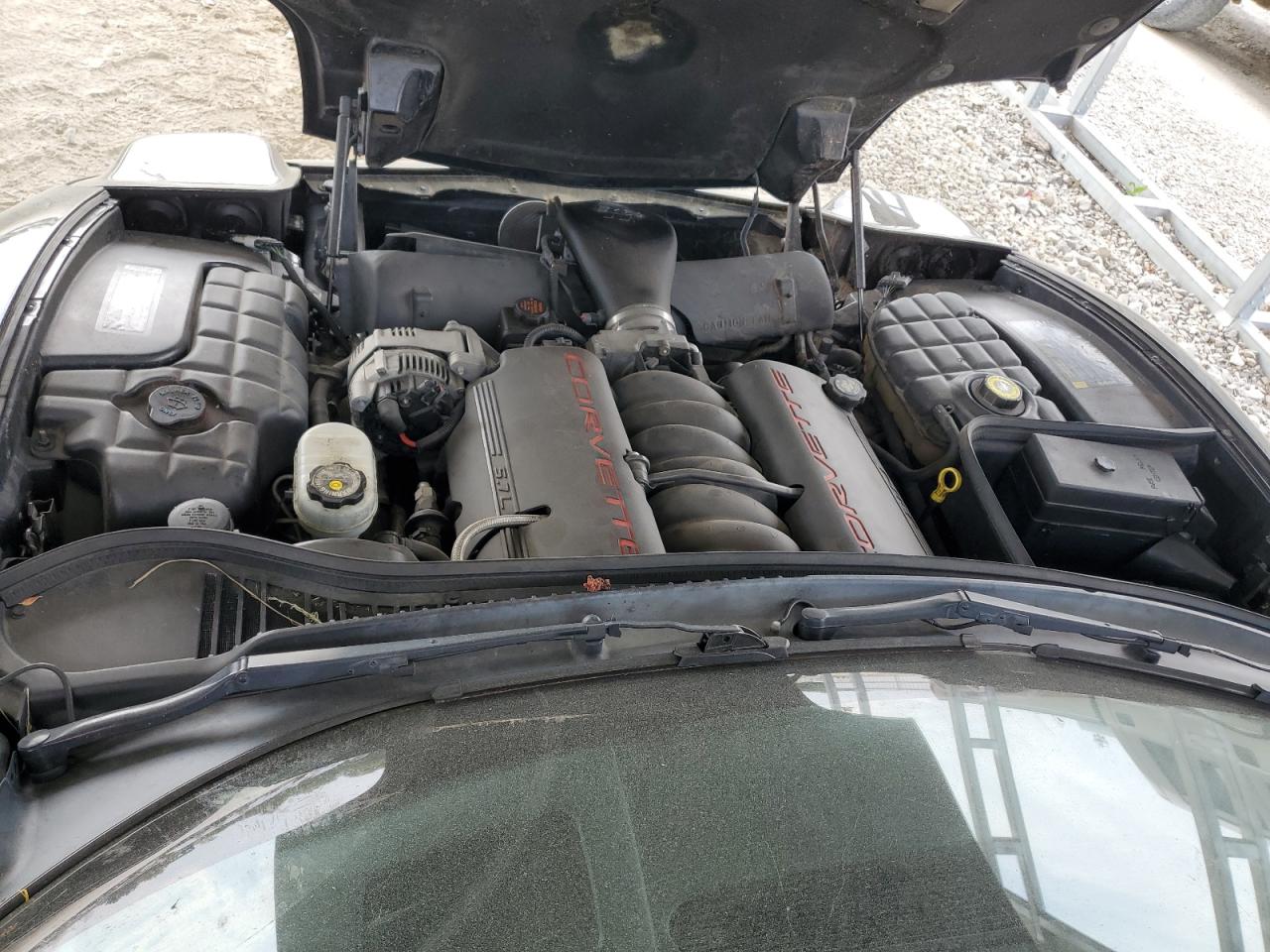 Chevrolet Corvette Image 5