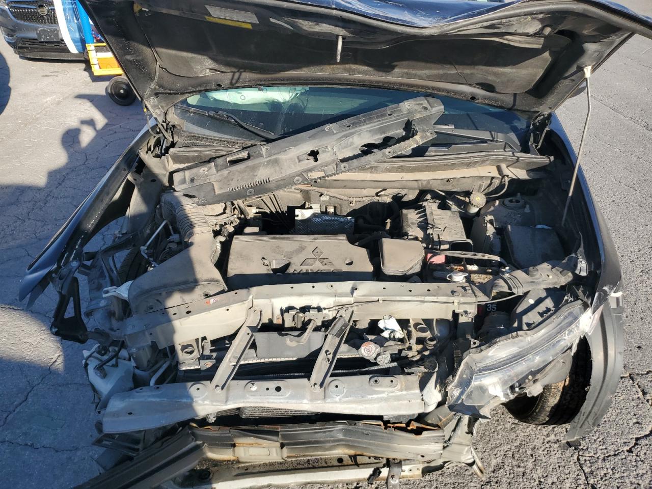 Mitsubishi Outlander Se Image 6