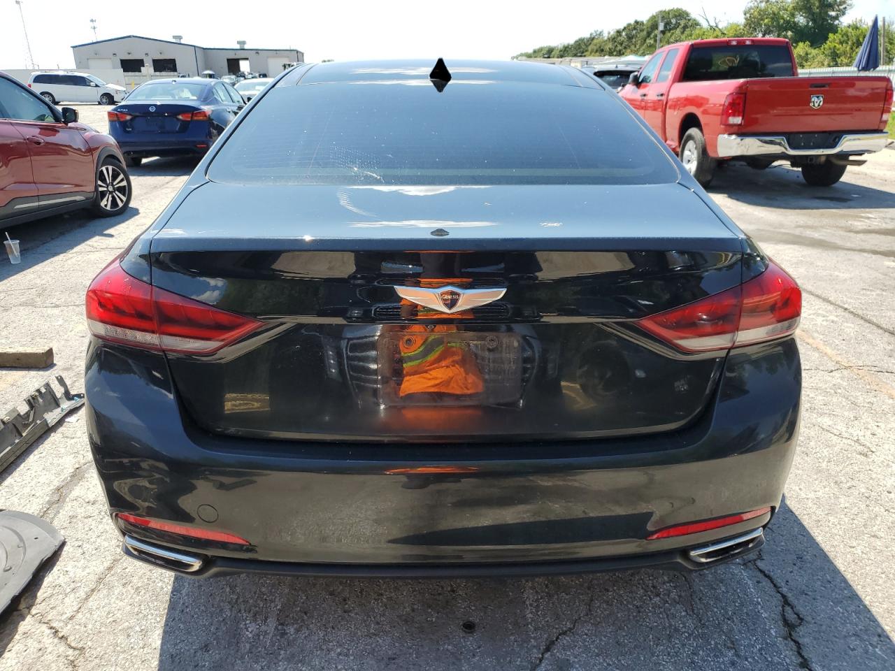 Hyundai Genesis 3.8l Image 8