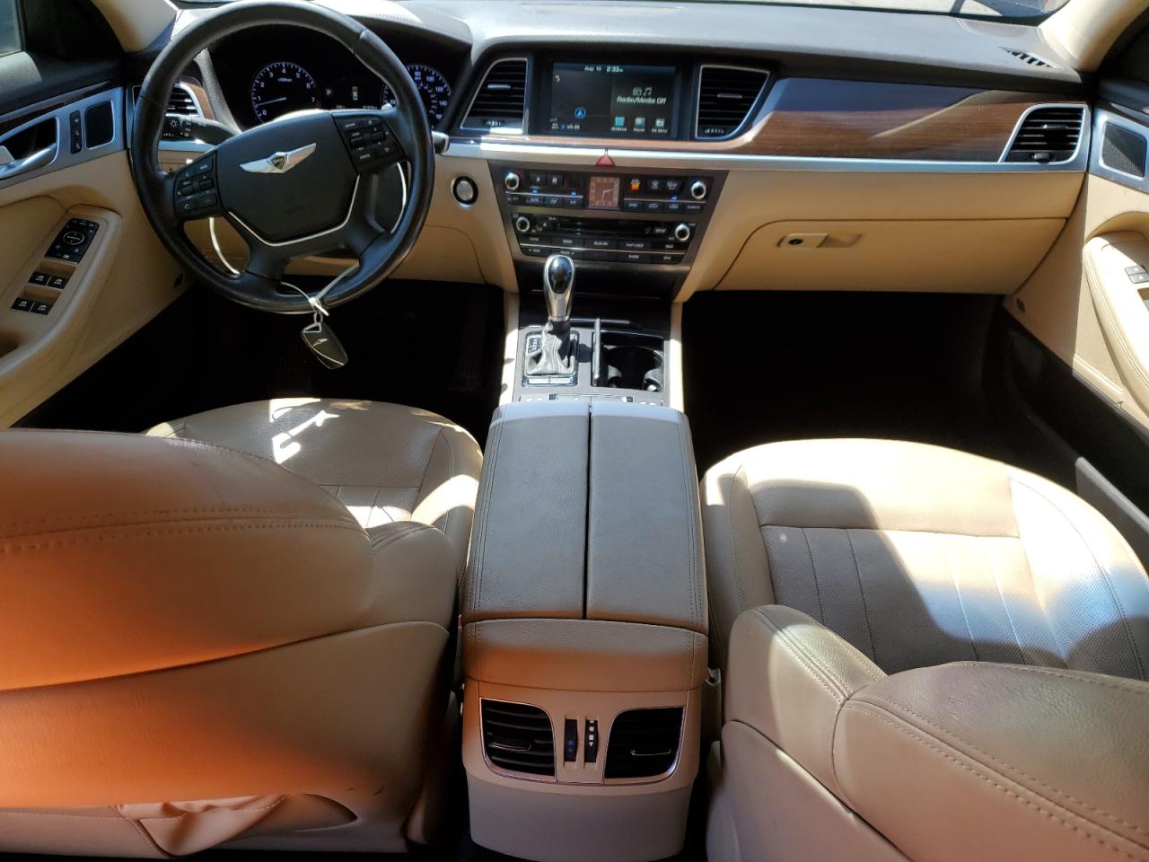 Hyundai Genesis 3.8l Image 11