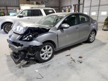  Salvage Mazda 3