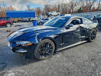  Salvage Ford Mustang