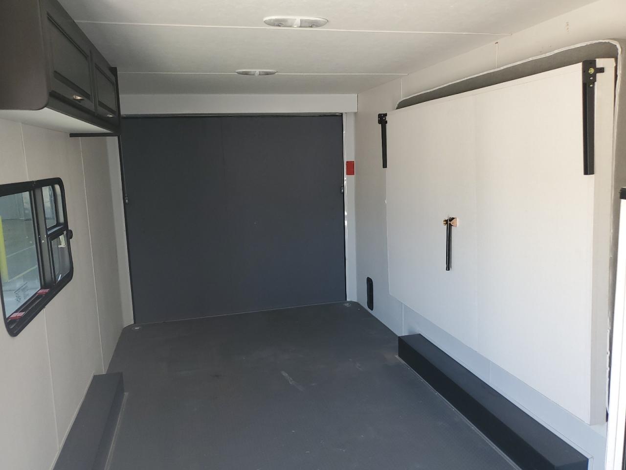 Other Trailer Image 6