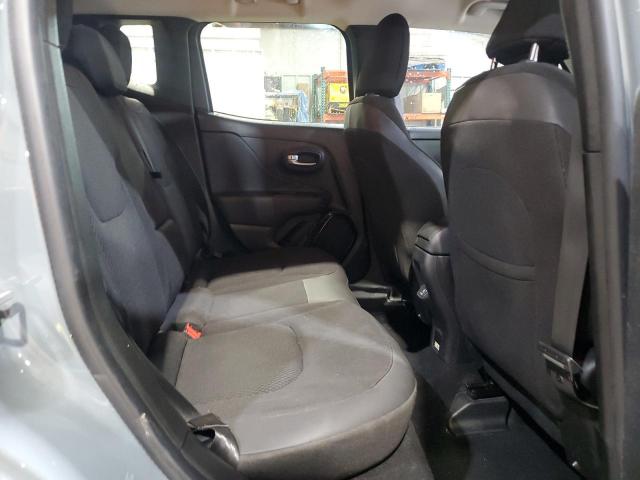 Jeep Renegade Latitude Image 10