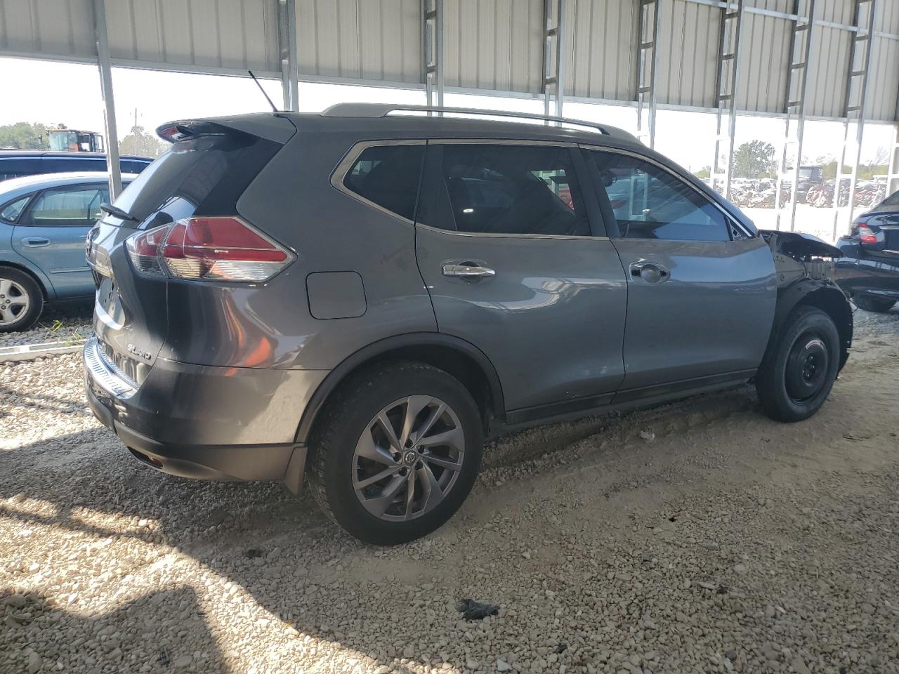 Nissan Rogue S Image 3