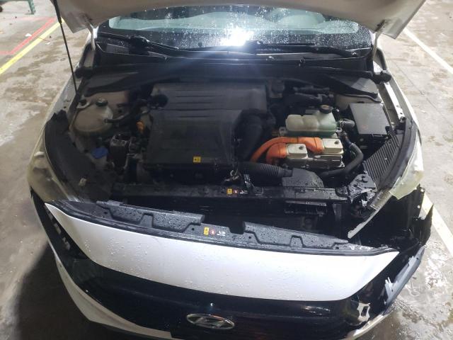 Hyundai Ioniq Blue Image 13