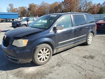  Salvage Chrysler Minivan