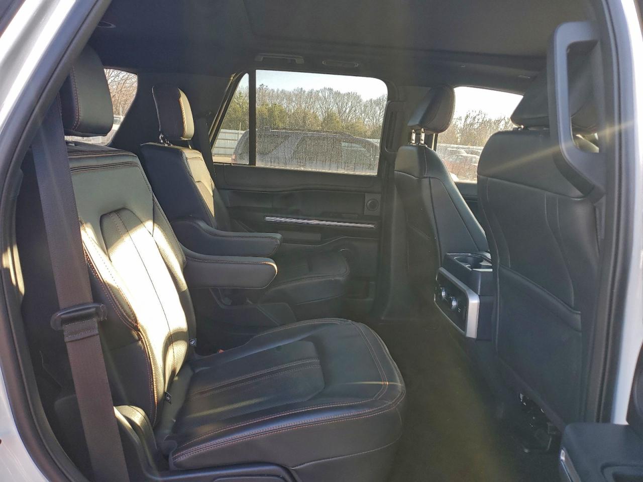 Ford Expedition Timberline Image 6