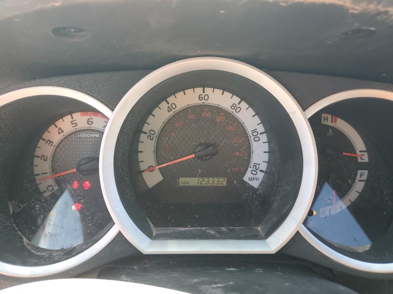 Toyota Tacoma Double Cab Prerunner Image 8