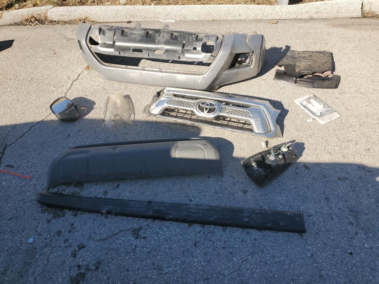 Toyota Tacoma Double Cab Prerunner Image 6