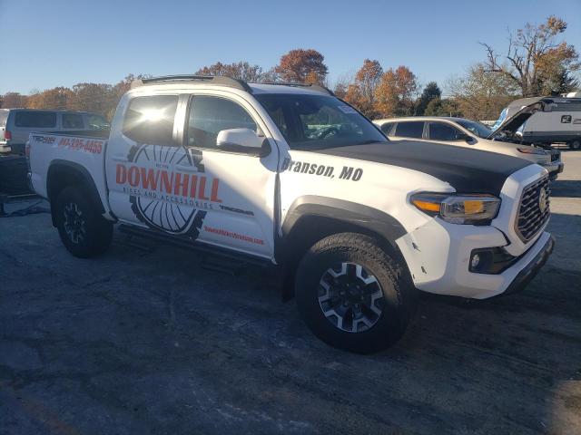 Toyota Tacoma Double Cab Image 3
