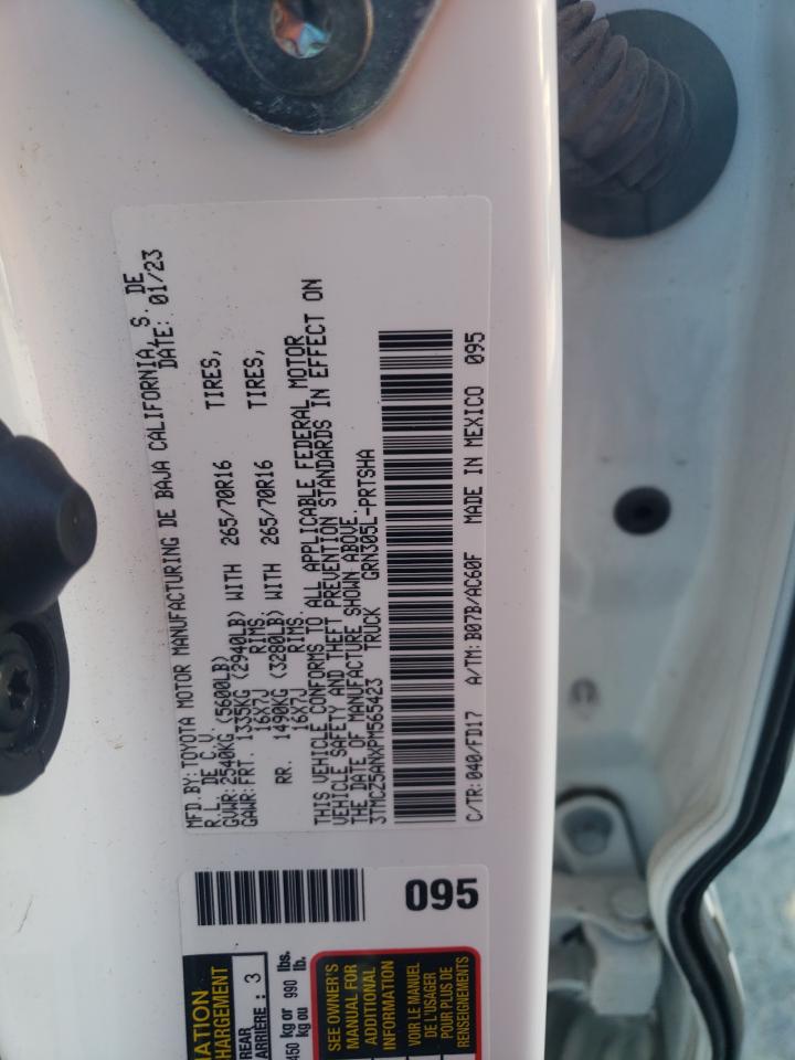 Toyota Tacoma Double Cab Image 7