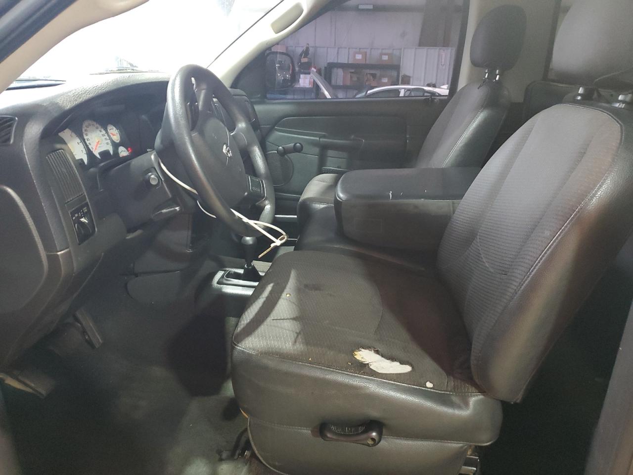 Dodge Ram 1500 St Image 12