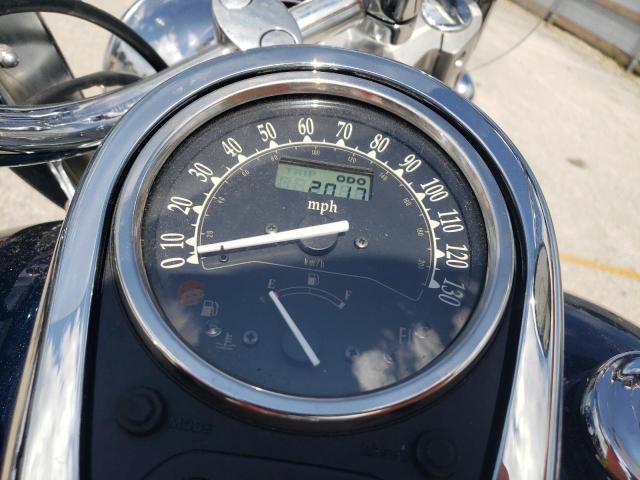 Kawasaki Vulcan 900 D Image 5