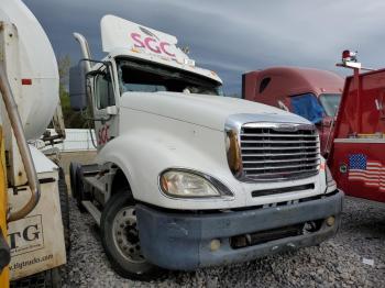  Salvage Freightliner Columbia