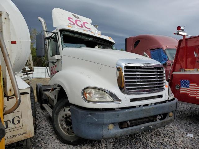  Salvage Freightliner Columbia