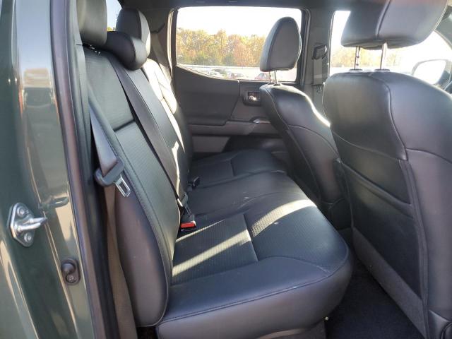 Toyota Tacoma Double Cab Image 7