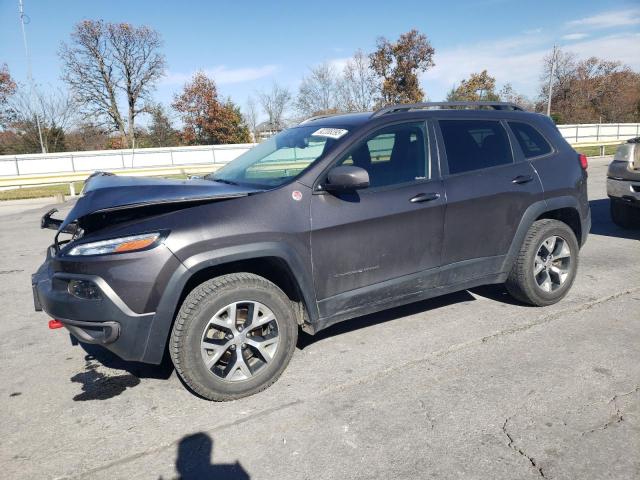 Salvage Jeep Cherokee
