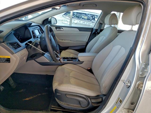 Hyundai SONATA Hybrid Image 7